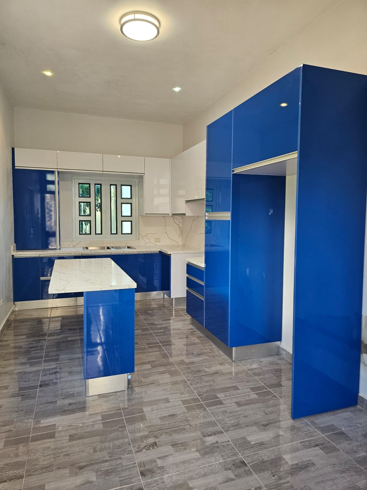 Blue - Image 3